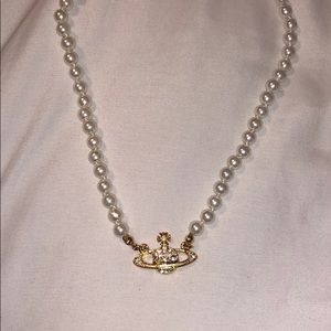 Vivianne Westwood Mini Bas Relief Gold Choker!